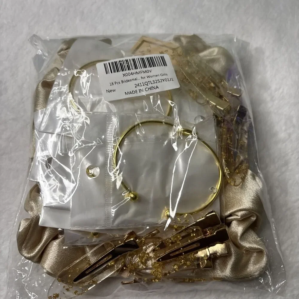 18 PCS Bridesmaid Proposal Gifts Include Pearl Hair Claws